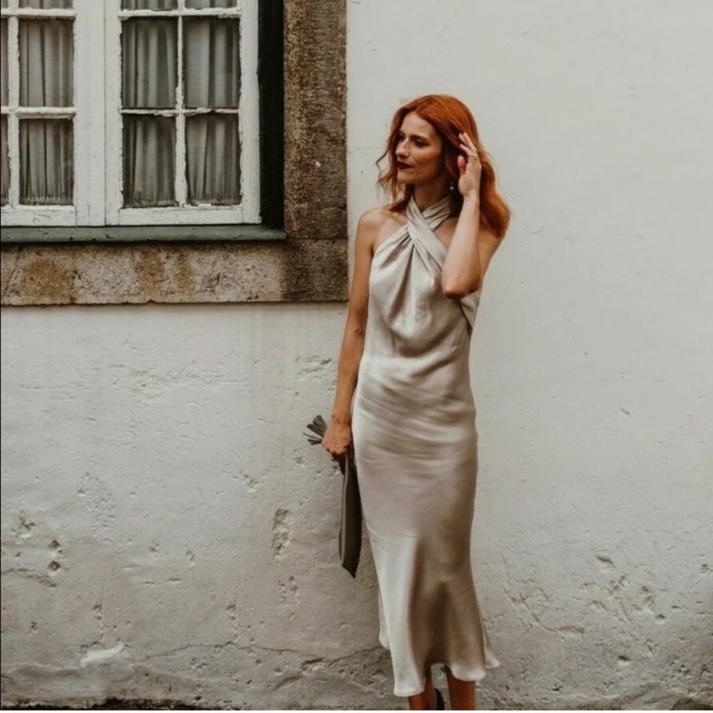 GORGEOUS ZARA NWT LIMITED EDITION Halter Dress - Picture 4 of 8